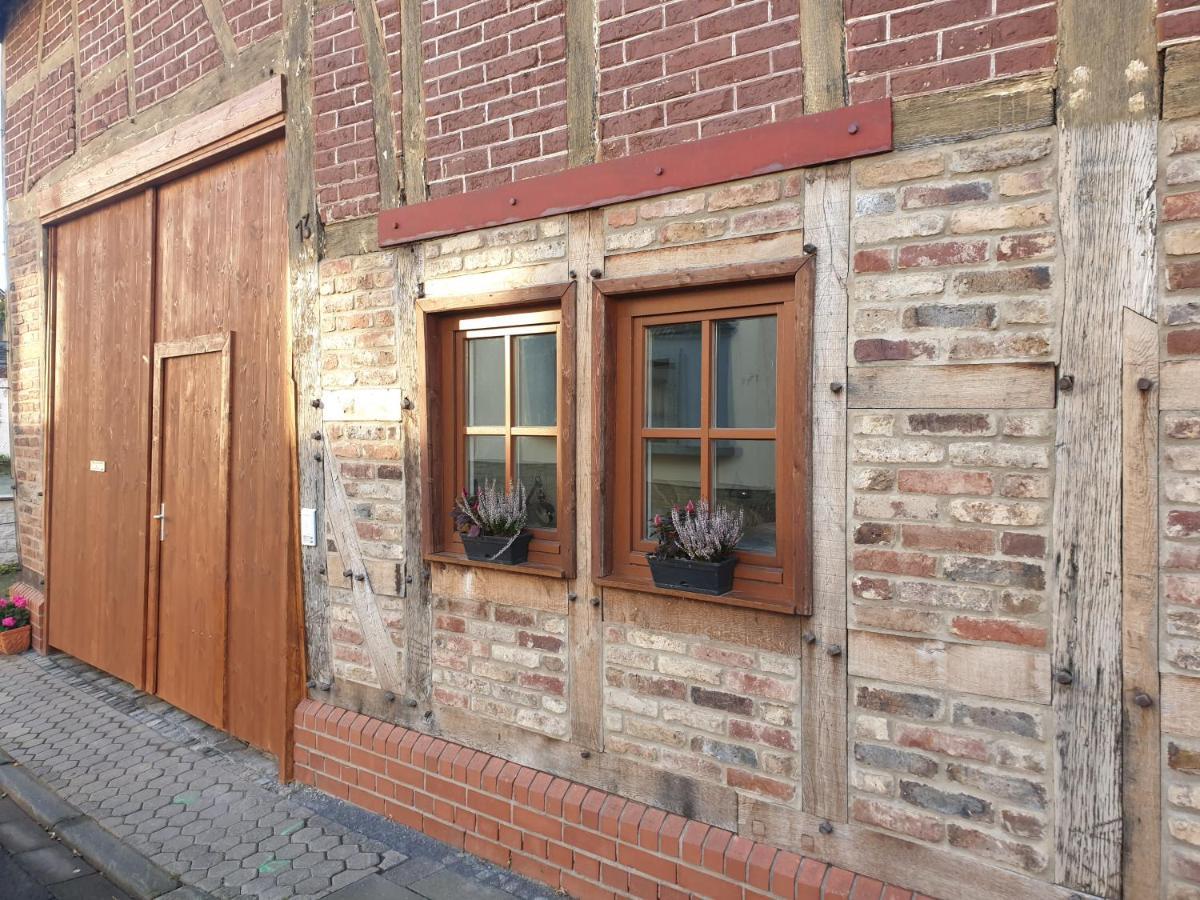 Duex-Hof Apartment Fachwerkhaus Bornheim  Exterior photo